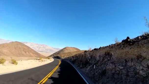 Autofahrt auf Death Valley Highway — Stockvideo