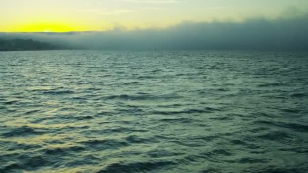 Niebla marina en la Bahía de San Francisco — Vídeo de stock