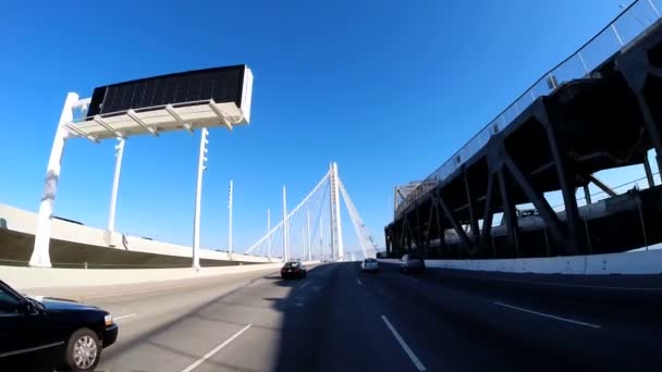 Reis over New Bay Bridge — Stockvideo