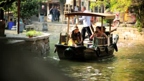 Zhujiajiao antik vatten stad — Stockvideo