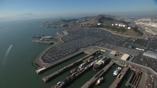 Aerials Brickyard Cove USA California Bay Richmond Dock — Stock Video