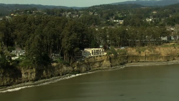 California Coastline Santa Cruz estrutura pendulares — Vídeo de Stock