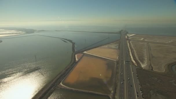 Hava gelgit tortu tuz göletler San Francisco ABD — Stok video