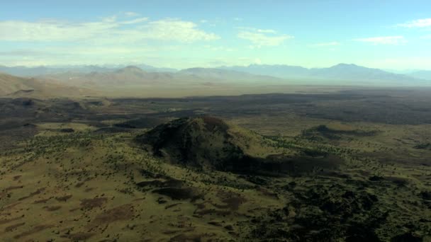 Aerial Idaho USA crater vegetation magma volcanic hiking — Stock Video