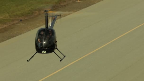 Antennen Kalifornien Hubschrauber starten Flughafen — Stockvideo