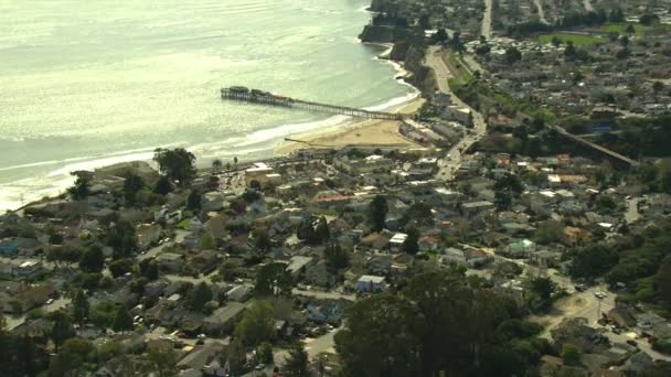 Luchtfoto VS Santa Cruz Waterfront Promenade promenade — Stockvideo