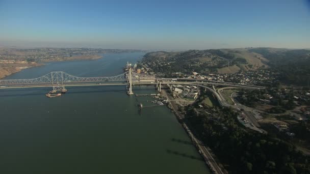 空中ポート カルキネツ橋サンパブロ湾カリフォルニア州アメリカ合衆国 — ストック動画