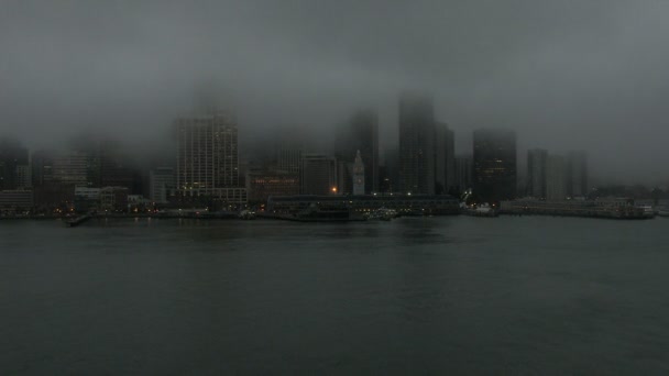 San Francisco Bay niebla rascacielos ciudad — Vídeos de Stock