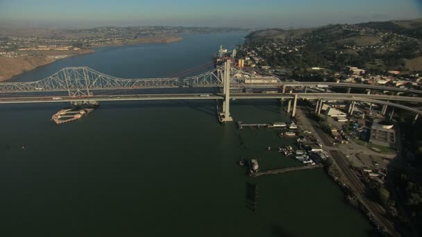 空中クロケット カルキネツ橋サンパブロ湾カリフォルニア州アメリカ合衆国 — ストック動画