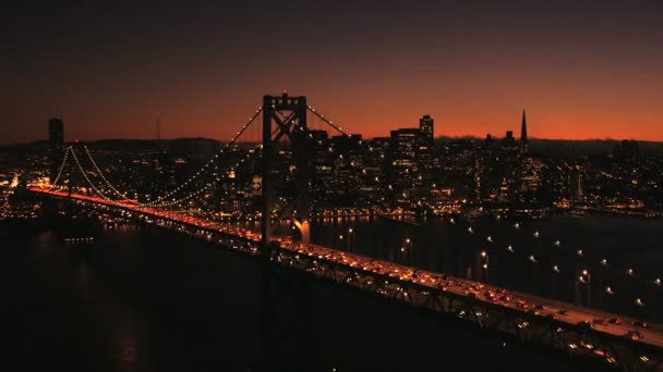 San Francisco Oakland Körfezi Köprüsü günbatımı — Stok video