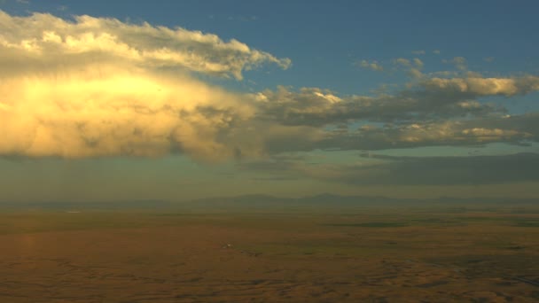 Aerial USA Idaho viaje nube vegetación llanuras magma — Vídeos de Stock