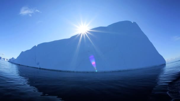 ディスコ湾グリーンランド氷河氷山 — ストック動画