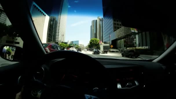 Condução de tráfego Distrito da cidade financeira — Vídeo de Stock