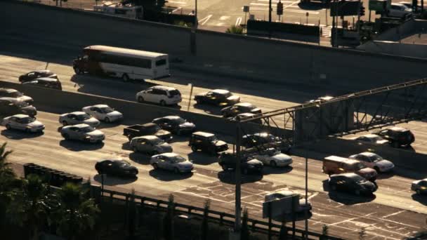 Hora de ponta tráfego pendulares congestionamento de veículos — Vídeo de Stock