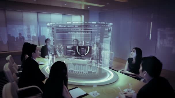 Азиатские бизнесмены в зале заседаний с 3D-технологиями — стоковое видео
