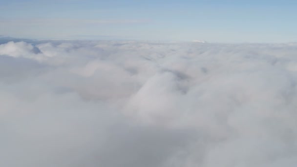 Vol Aérien Au-dessus De Cumulus Nuages — Video