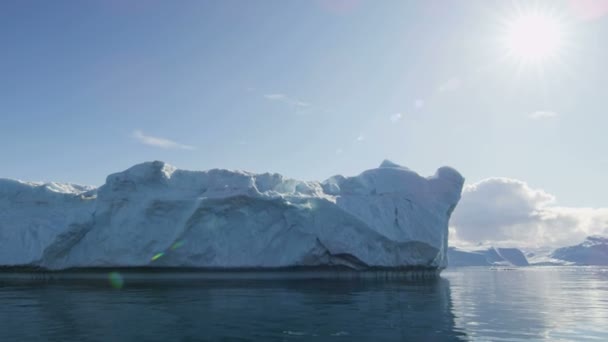 ディスコ湾グリーンランド氷河氷山 — ストック動画