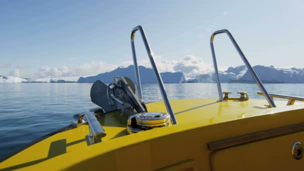 Viagem de barco Icefjord Disko Bay Groenlândia — Vídeo de Stock