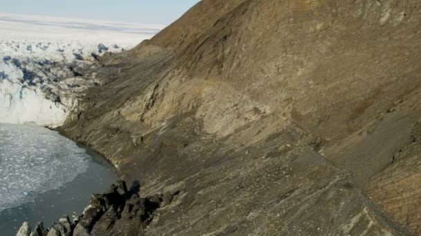 Aerial Greenland mountainside old glacier — Stock Video