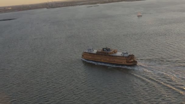 Ferry boats on Hudson River, NYC — Stock Video