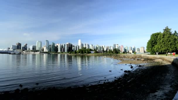 Vancouver City Rascacielos frente al mar — Vídeos de Stock