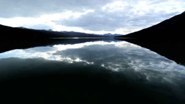 Geist See malerische Berglandschaft — Stockvideo