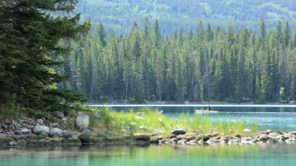 Górskie jezioro bezdroża Vancouver Kanada — Wideo stockowe