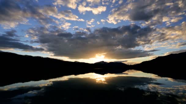 Spirit Lake Scenic landschap bij zonsondergang — Stockvideo