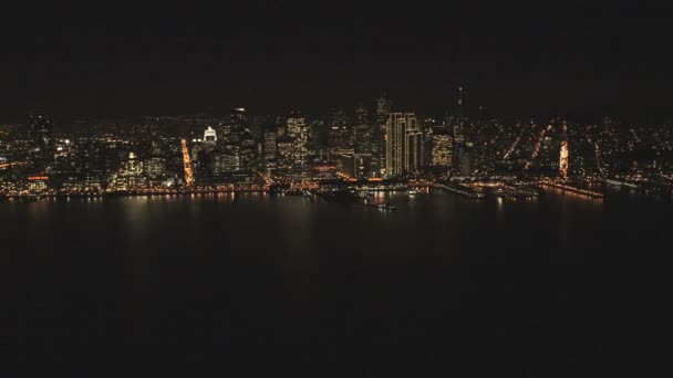 Vista nocturna iluminada Puerto de San Francisco — Vídeos de Stock