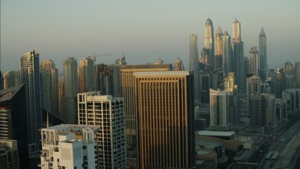 Appartamenti Dubai Cayan Tower Downtown — Video Stock