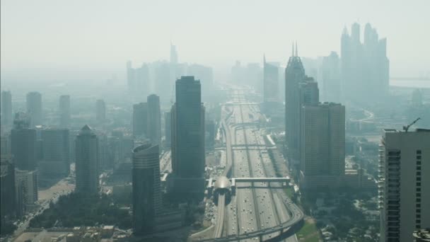 Дубайский медиа-город Шейх Зайед Роуд — стоковое видео