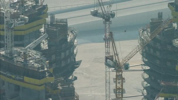 Antenn konstruktion kranar Dubai Development — Stockvideo