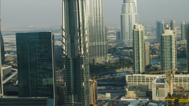 Aerial Dubai shopping mall — Stockvideo