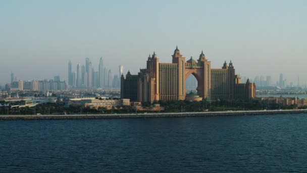 Dubai Atlantis Luxury Hotel Resort — Stock video