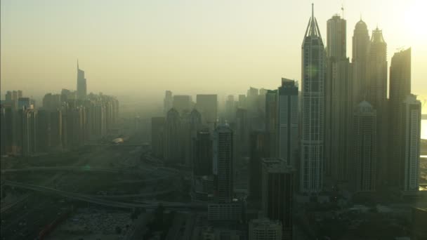 Rascacielos Dubai Sheikh Zayed Road — Vídeos de Stock