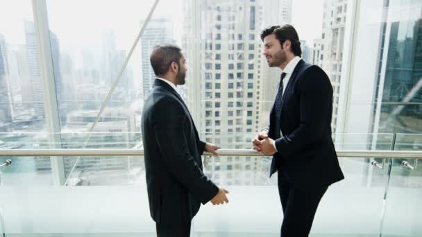 Businessmen meeting in Dubai modern office building — Stockvideo