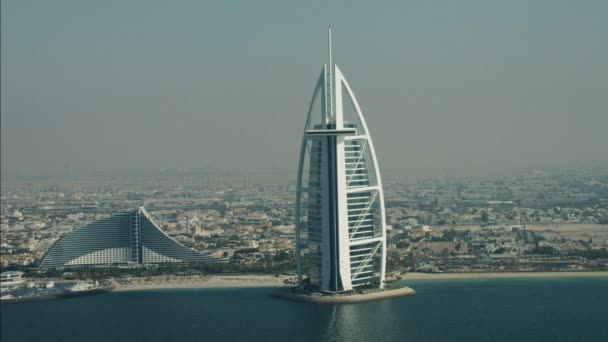 Dubai Burj al Arab Hotel 7 estrellas — Vídeo de stock