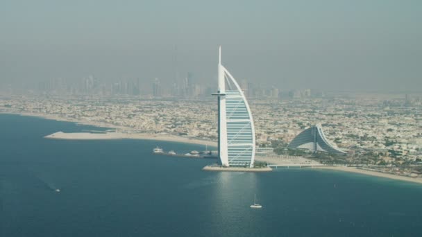 Dubai Burj al Arab 7 csillagos hotel — Stock videók