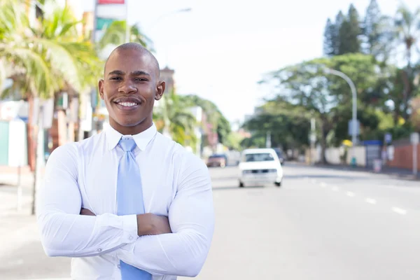 Young Black Business à l'extérieur du bureau Photos De Stock Libres De Droits