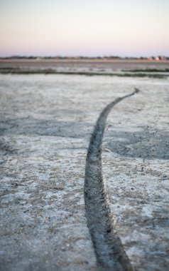 kum üzerinde izleme