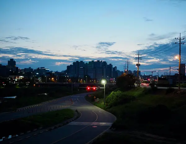 Ciudad Carretera Semáforo Semáforo Noche — Foto de Stock