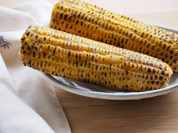 Yellow Roasted Corn Food — Stock Photo, Image