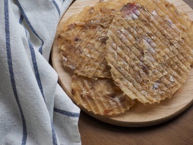 İşlenmiş yiyecek kurutulmuş fileton balığı filetosu.