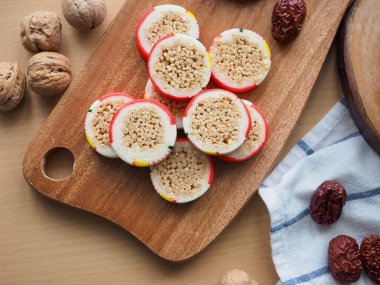 Yuvarlak şekilli Kore geleneksel şekeri, kraker