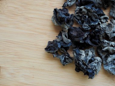 Asya yemeği kurutulmuş ağaç kulak mantarı.