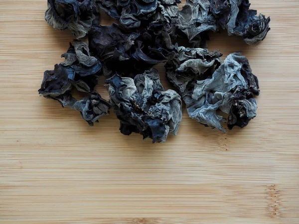 Asya yemeği kurutulmuş ağaç kulak mantarı.