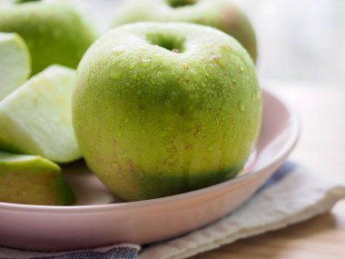 Taze organik meyve yeşili elma