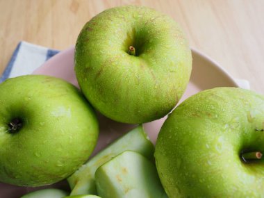 Taze organik meyve yeşili elma