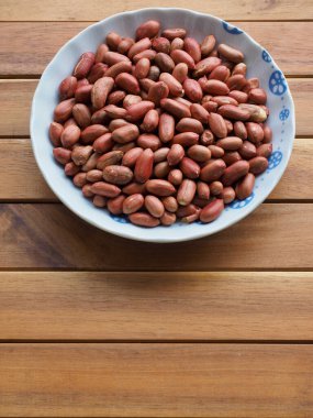 Organik fıstıklar, yiyecekler, atıştırmalıklar.