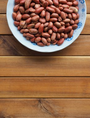 Organik fıstıklar, yiyecekler, atıştırmalıklar.